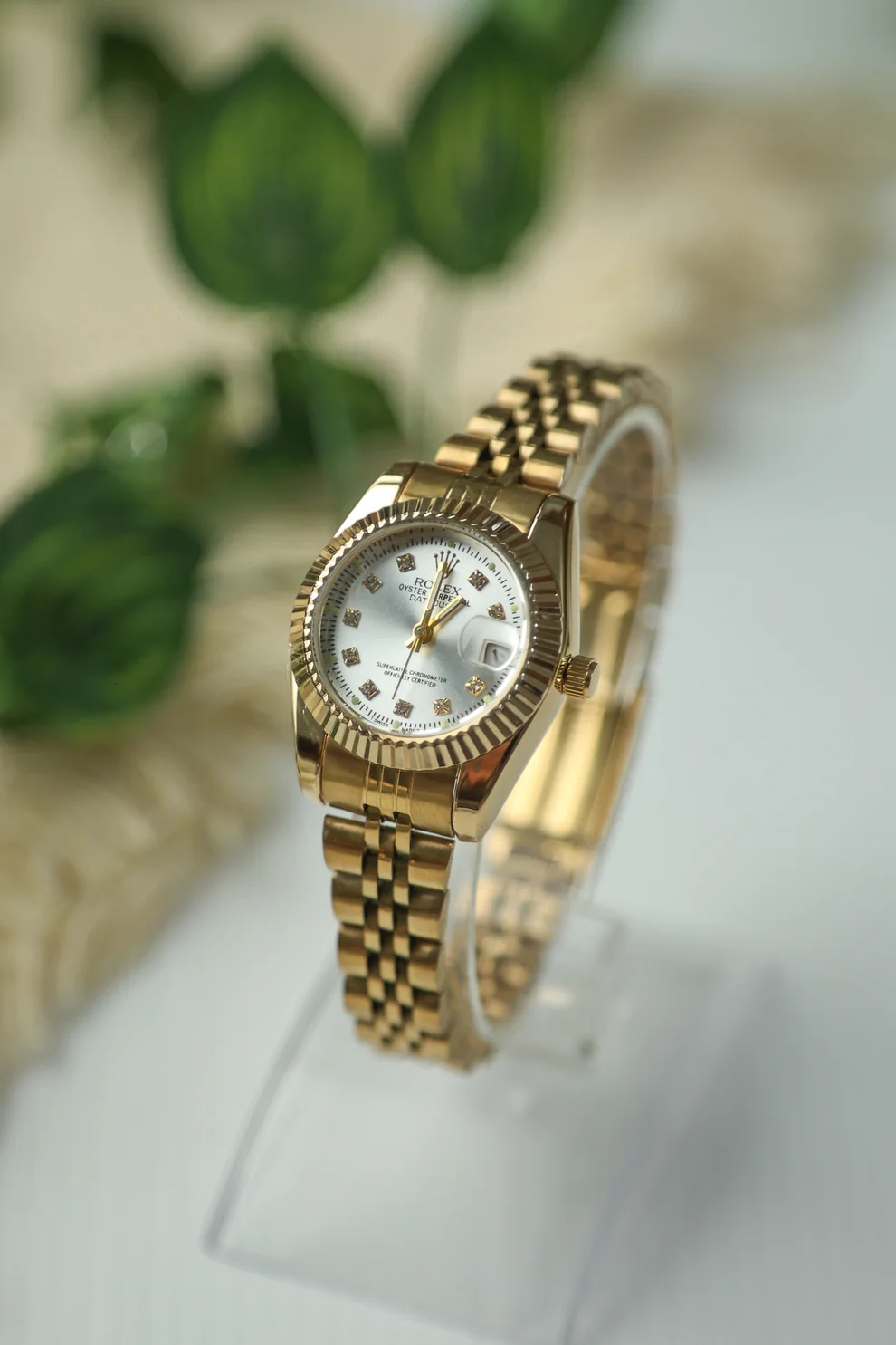 Mini Dial Date Watch – Classic Luxury Style